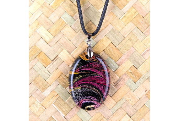 Pendant necklace